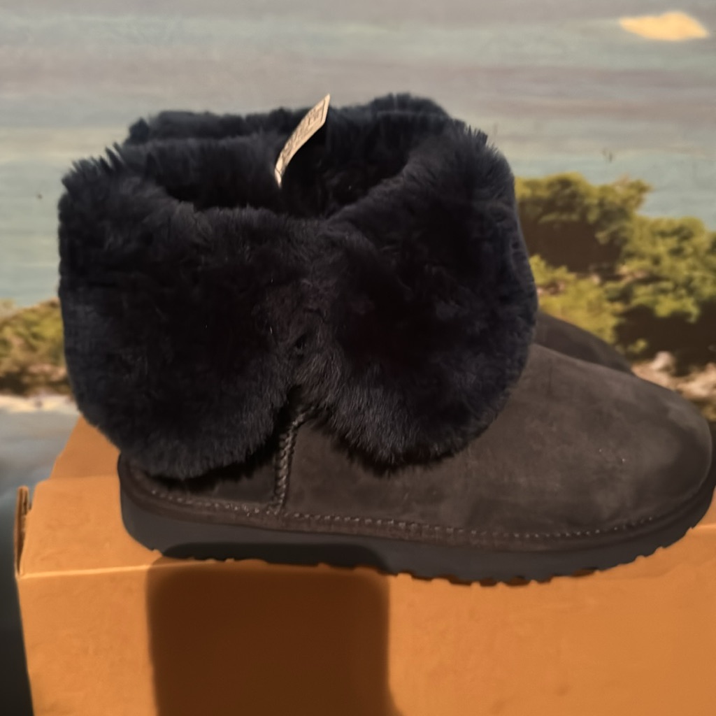 Ugg Women's Dark Blue Shearling Boots